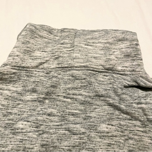 Mikk Athletica Love Long Sleeve Pullover Womens Size Large Sweater - Picture 9 of 15